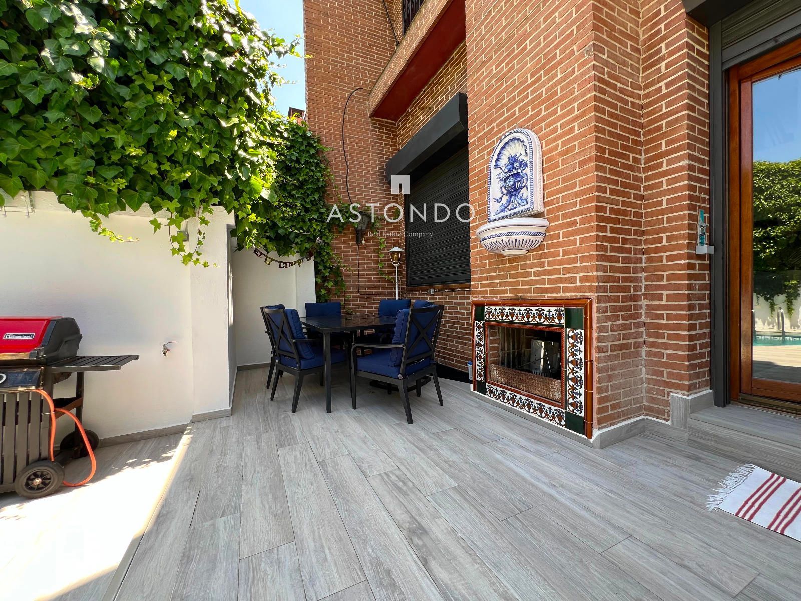 Terrace of Single-family semi-detached to rent in  Madrid Capital  with Air Conditioner, Heating and Parquet flooring