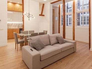 Flat with balcony for sale in Centro