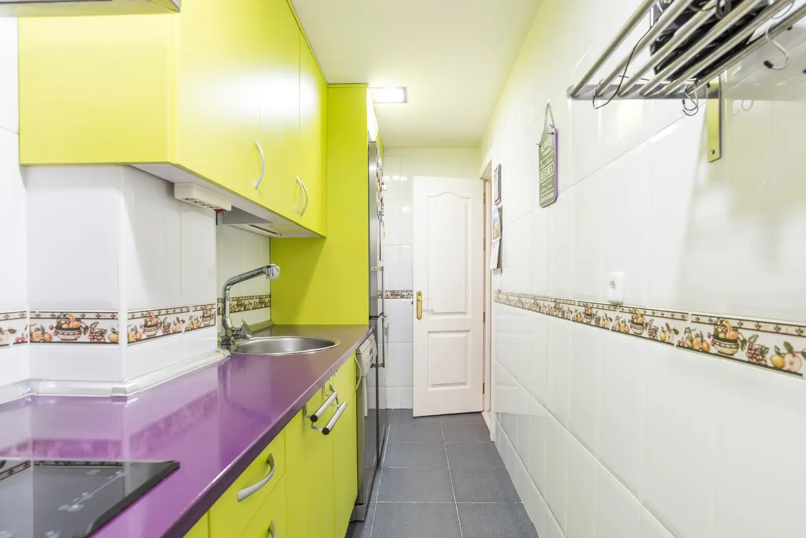 Cocina de Piso en venta en Madrid con Aire acondicionado, Calefacción y Piscina comunitaria