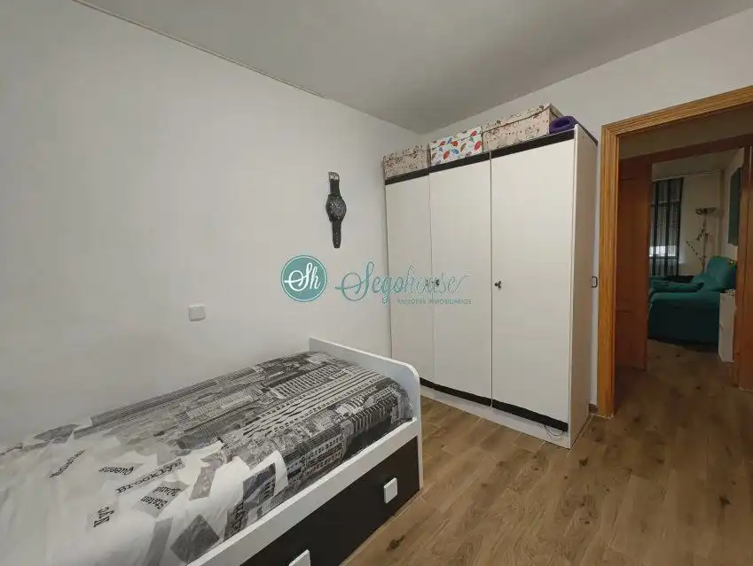 Habitación de Piso en venta en Casla con Calefacción y Trastero