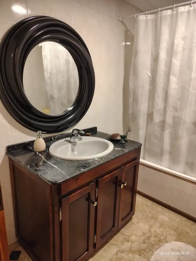 Bany de Apartament en venda en Estepona amb Aire condicionat, Terrassa i Piscina