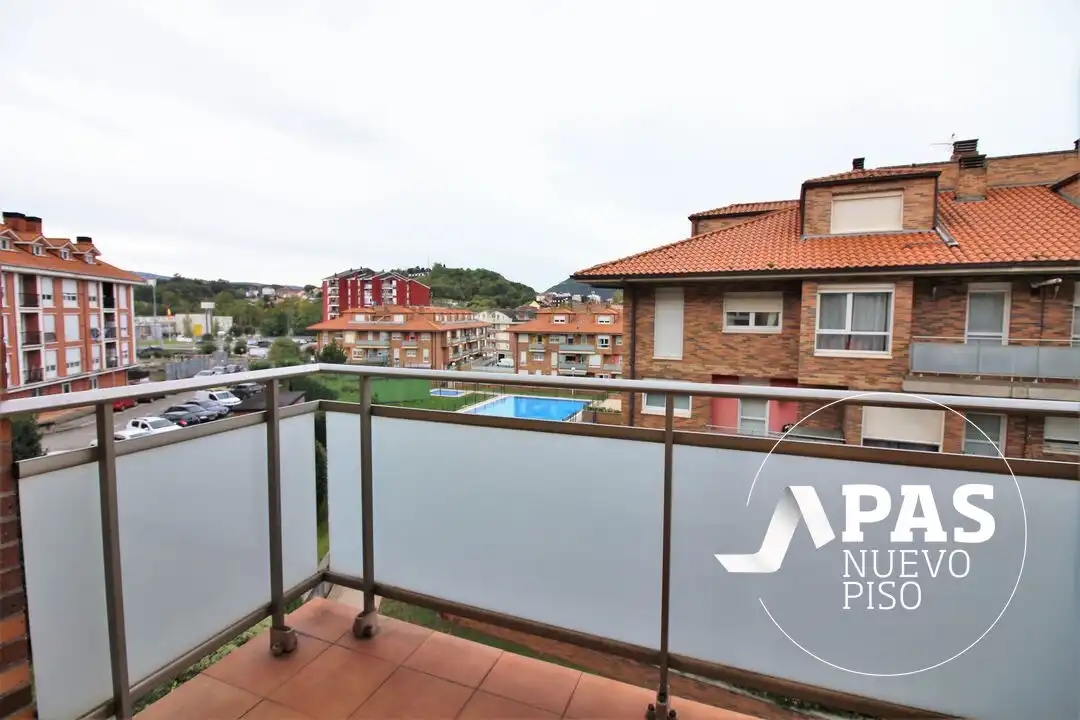 Terraza de Piso en venta en Entrambasaguas, Cantabria