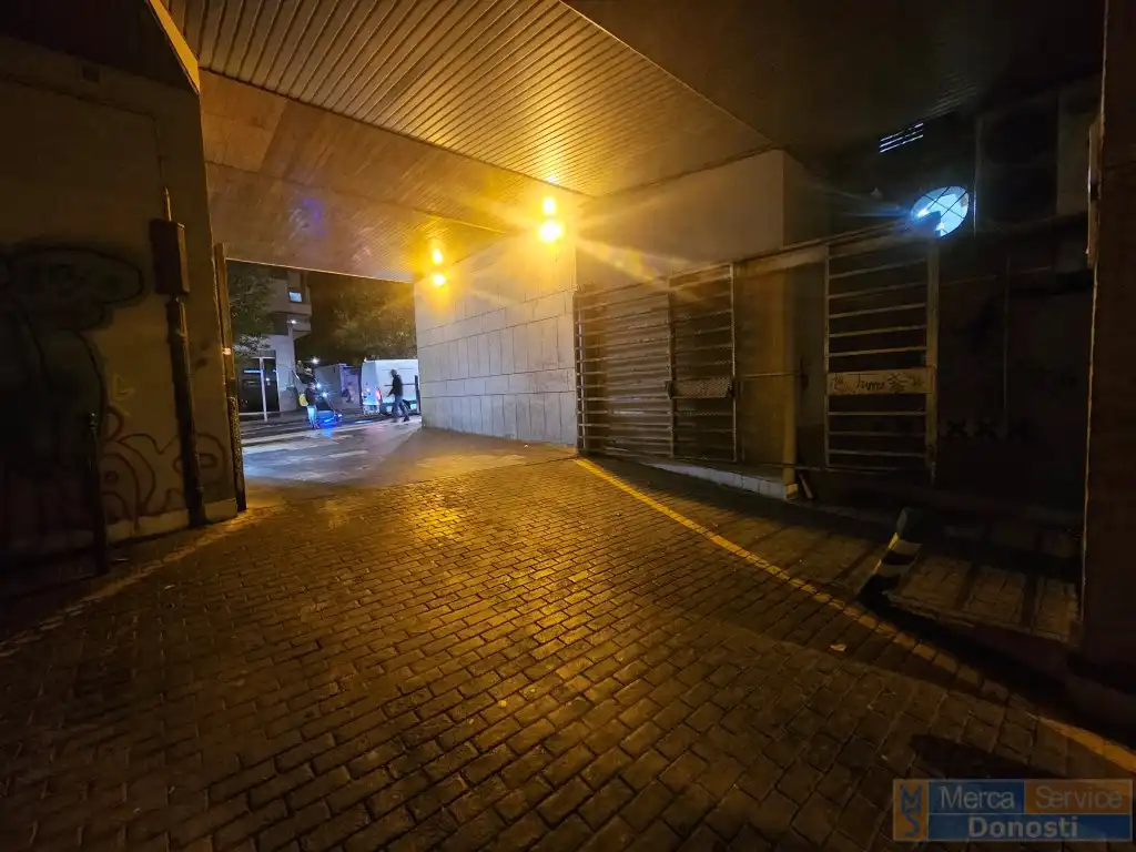 Vista exterior de Pis en venda en Irun 