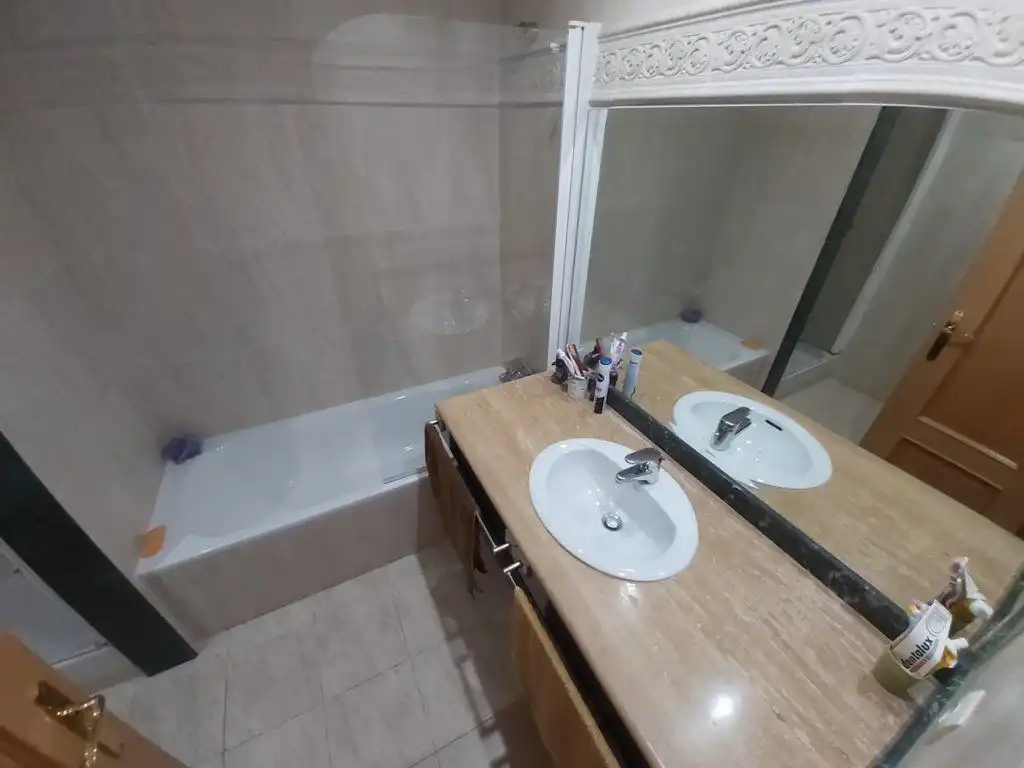 Apartament en venda a Calle los Almendros, La Concha - Resina Golf