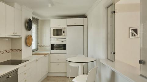 Foto 4 de Pis en venda a Urbanizacion Dominion Beach, 8, El Velerín, Estepona