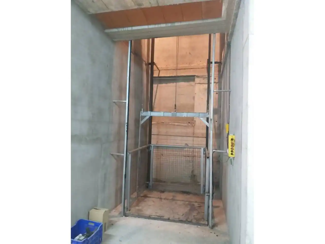 Edificio en venta en Lascellas-Ponzano