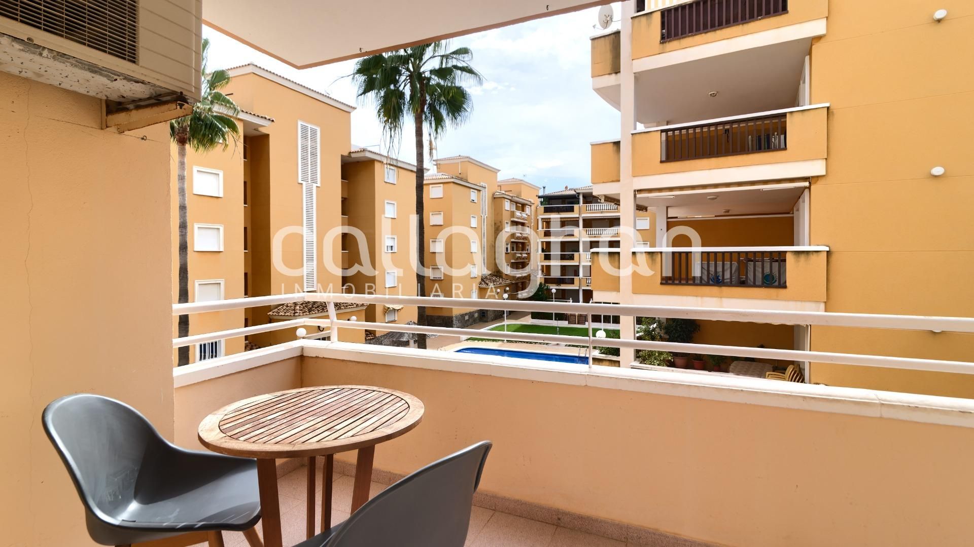 Vista exterior de Piso en venta en Moncofa con Aire acondicionado, Terraza y Balcón