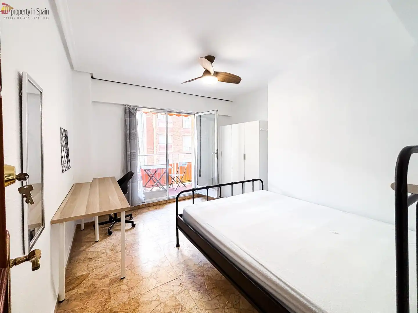 Habitación en ANGEL LOZANO, Barrio del Centro