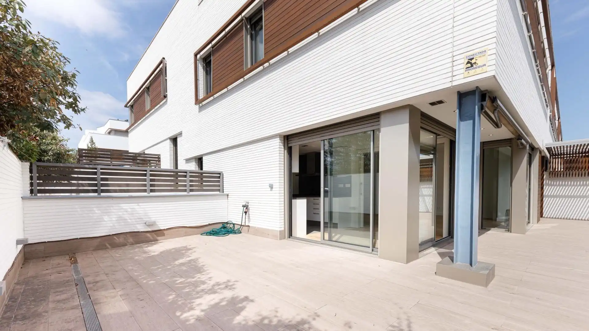 Vista exterior de Casa o chalet de alquiler en Sabadell con Aire acondicionado, Calefacción y Jardín privado