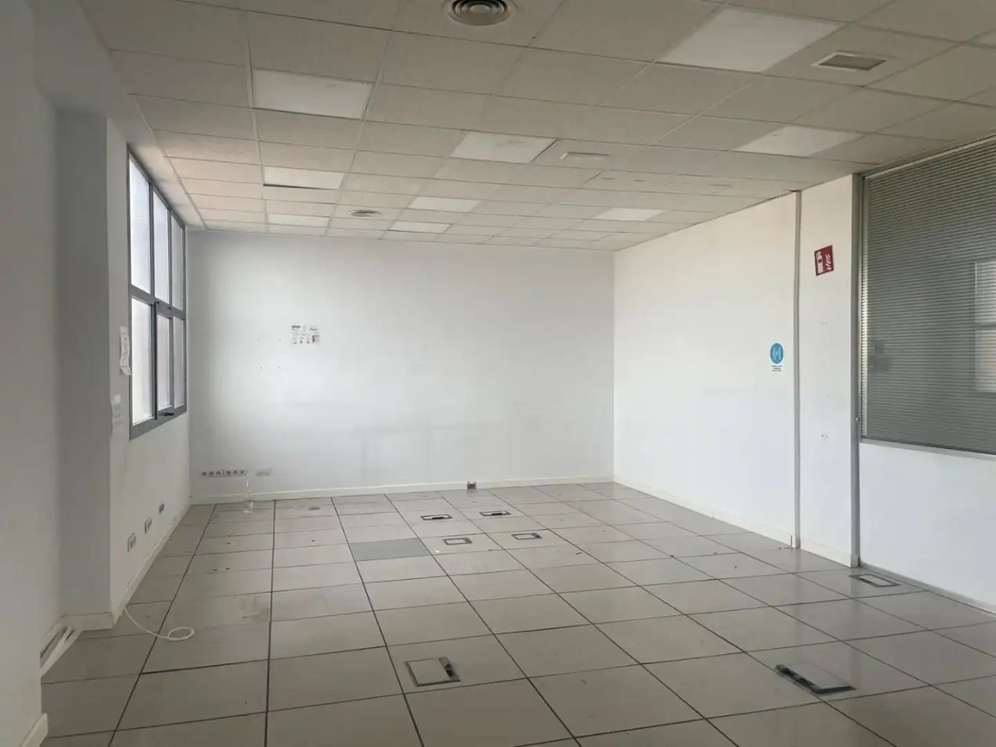 Bureau à louer à Calle Luis Fuentes Bejarano, imagen 5