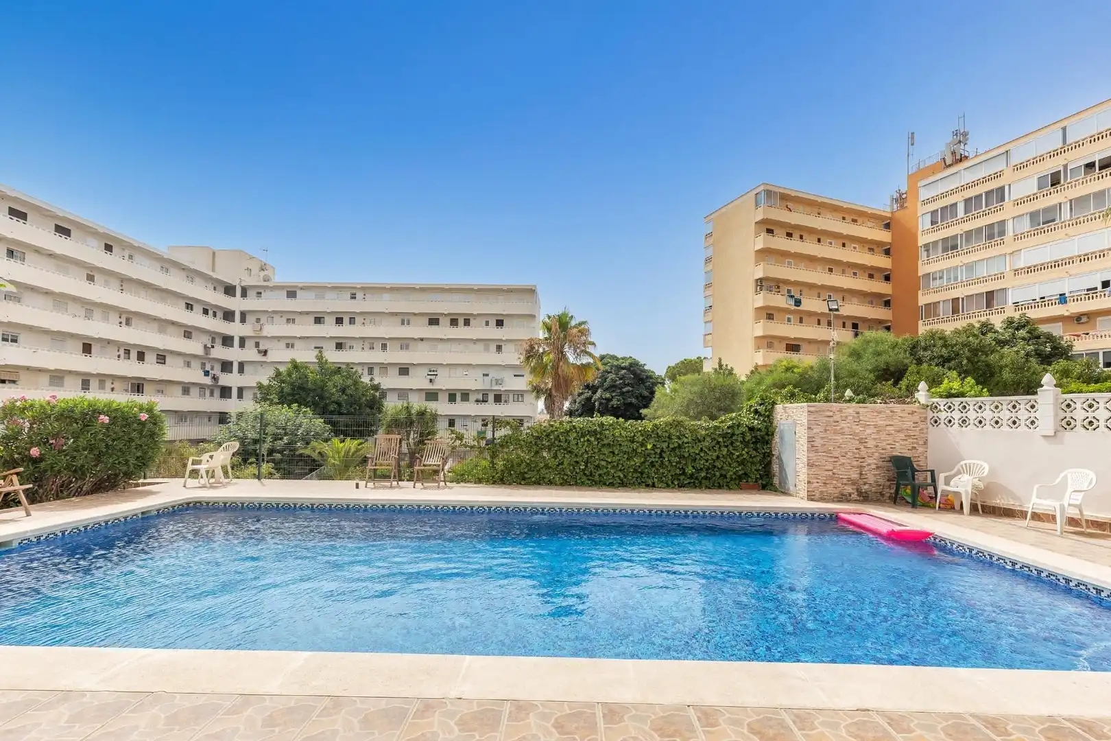 Schwimmbecken von Wohnung zum Verkauf in Torrevieja mit Möbliert und Gemeinschaftspool