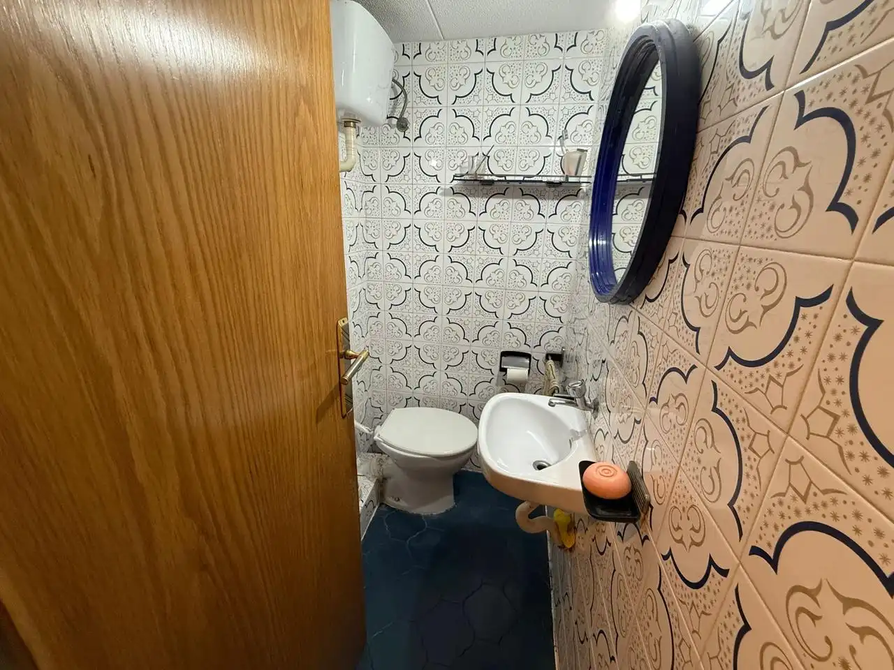 Bathroom of Flat for sale in Cornellà de Llobregat