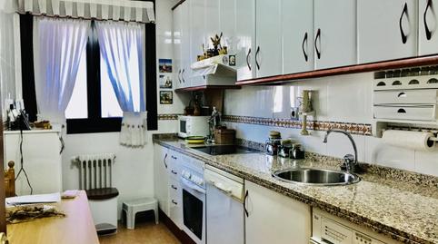 Foto 3 de Piso en venta en Avilés - Avda. Constitución, Centro, Avilés