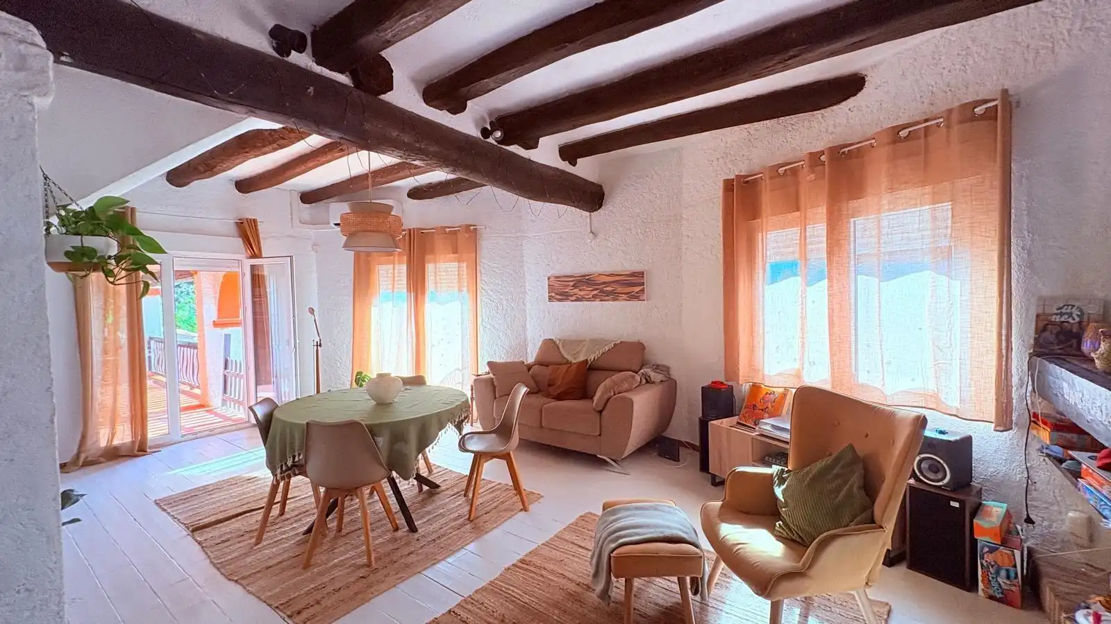 Sala d'estar de Casa o xalet en venda en Castellar del Vallès amb Aire condicionat, Calefacció i Jardí privat