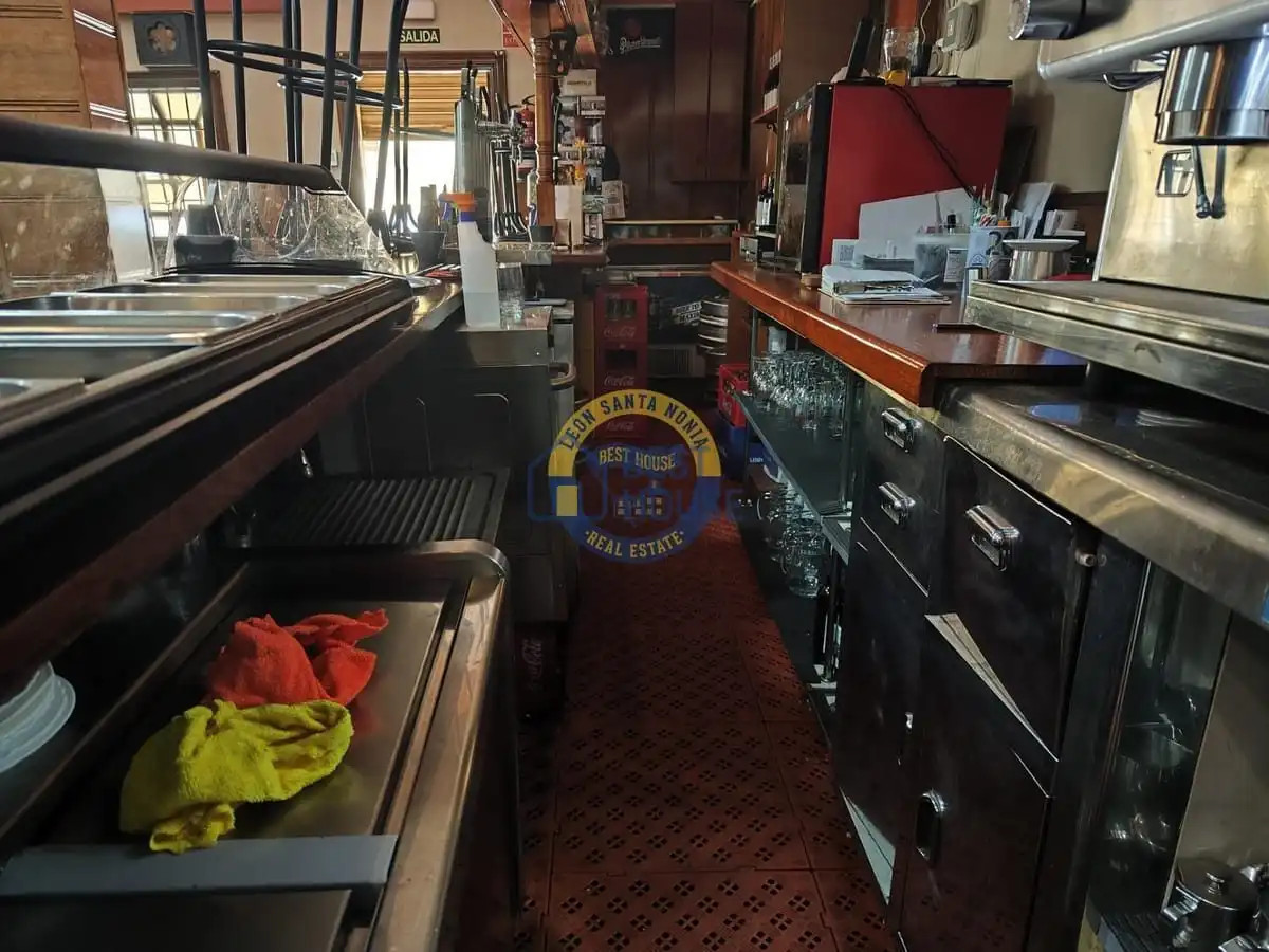 Business premises for sale in Casco Antiguo, imagen 7