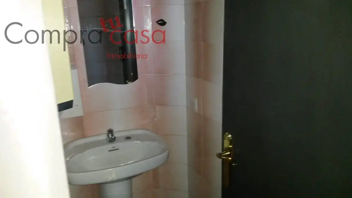 Business premises for sale in Calle VICENTE ALEIXANDER, imagen 35