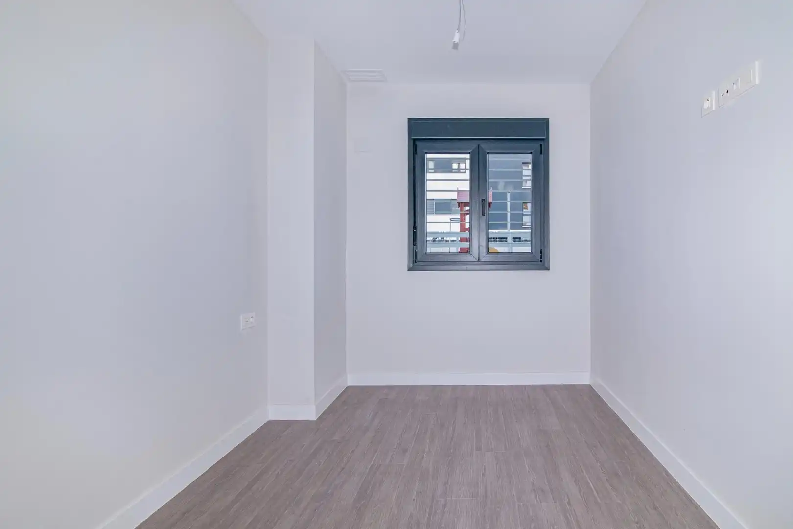 Piso en venta en Granada con Aire acondicionado, Calefacción y Terraza
