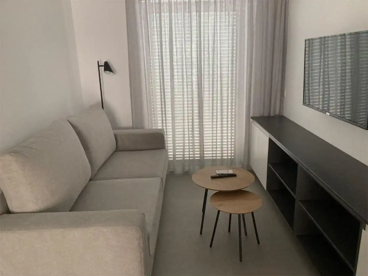 Wohnzimmer von Wohnung zur Miete in Las Palmas de Gran Canaria mit Klimaanlage, Privatgarten und Möbliert