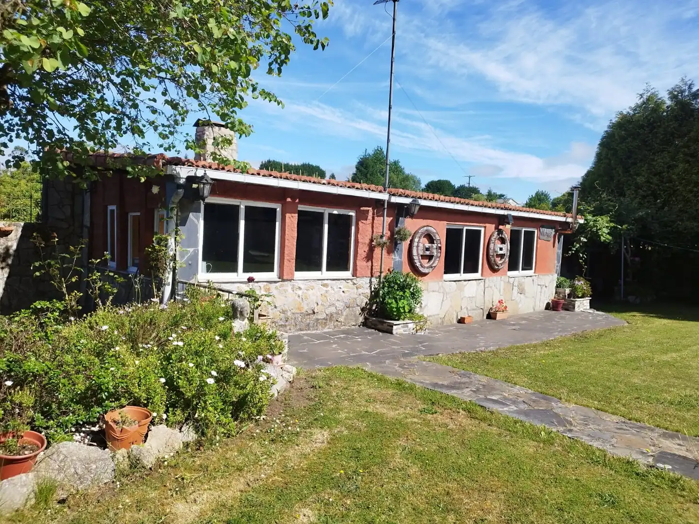 Vista exterior de Casa o chalet en venta en Cerceda con Calefacción, Terraza y Horno