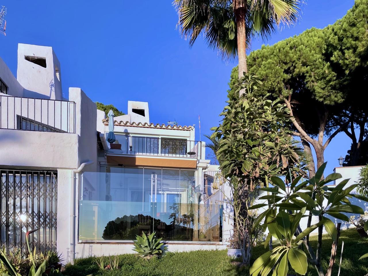 Exterior view of House or chalet for sale in Casares  with Air Conditioner, Heating and Private garden