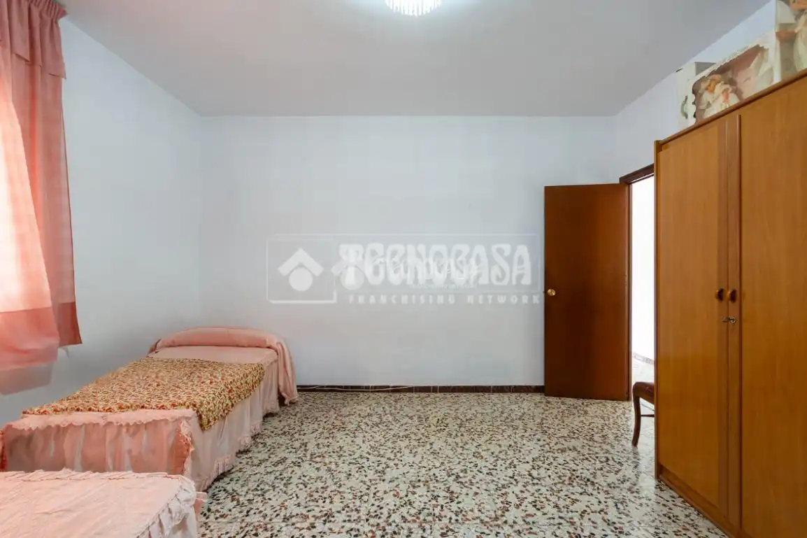Casa rústica amb jardí en venda a Cútar, imagen 15