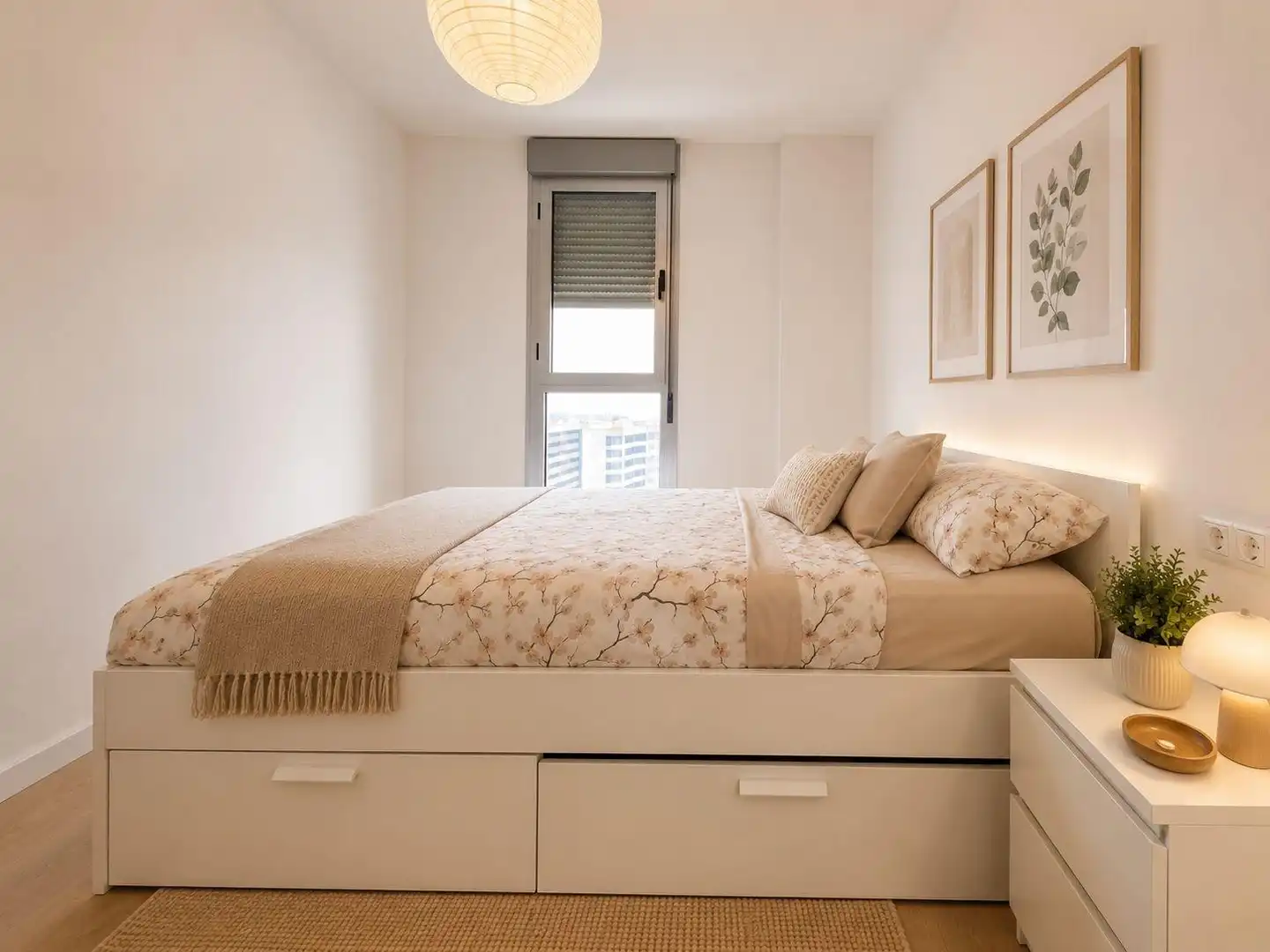 Schlafzimmer von Wohnung zur Miete in Valencia mit Klimaanlage, Heizung und Möbliert