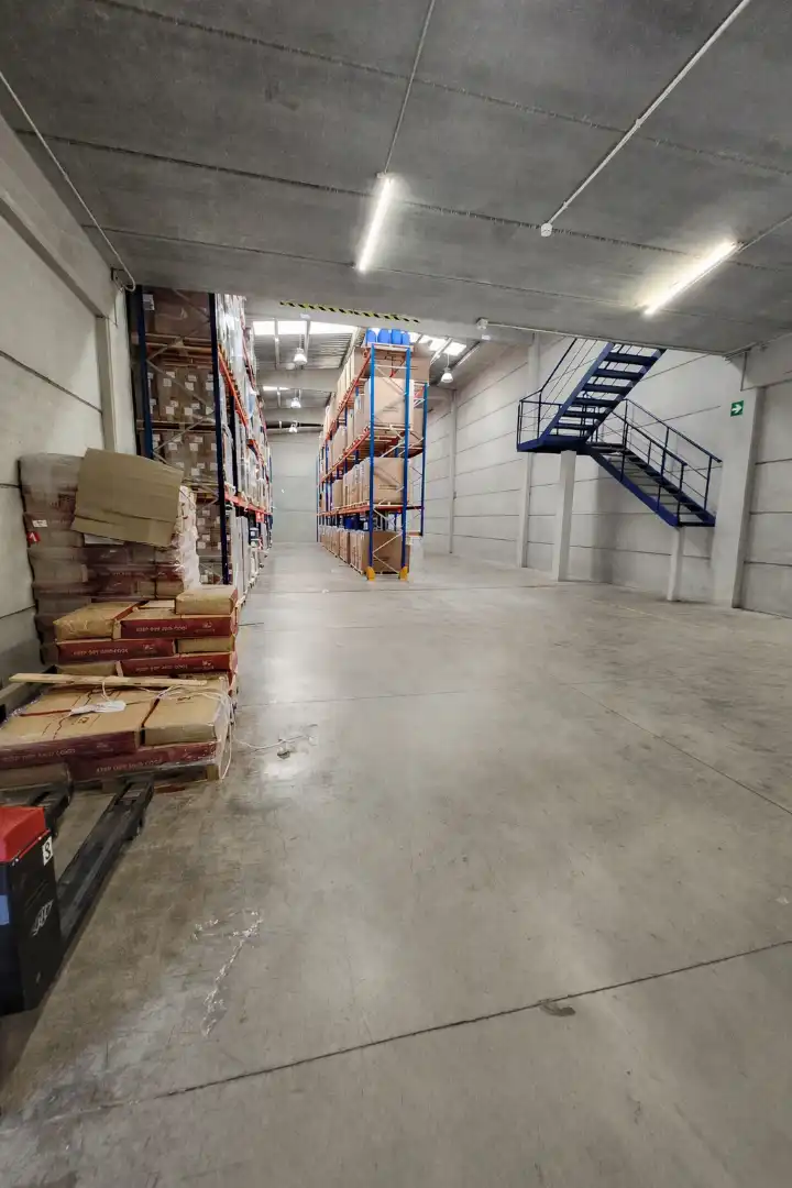 Fabrikhallen zur Miete in Molins de Rei