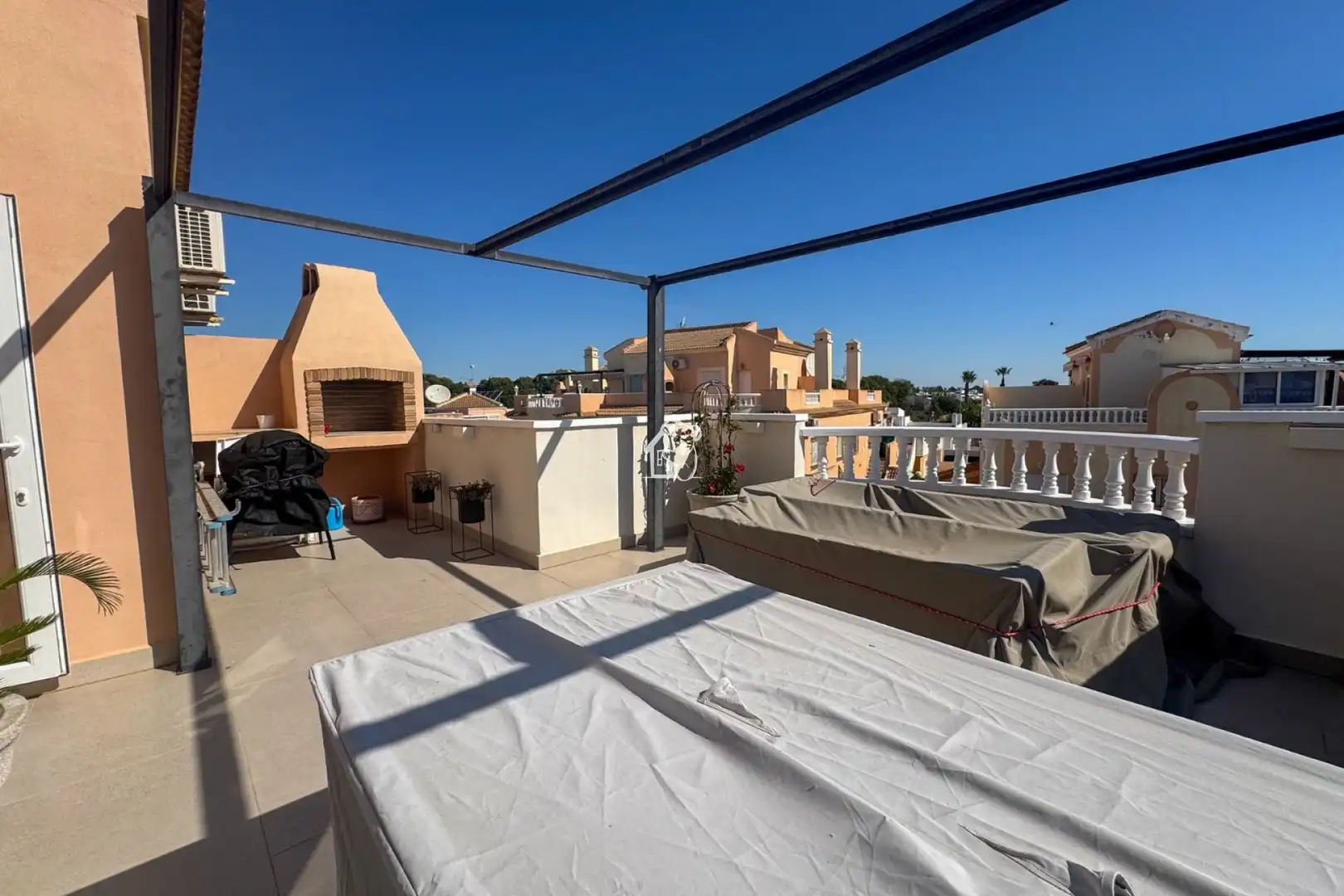 Terrassa de Casa o xalet en venda en Orihuela amb Aire condicionat, Terrassa i Piscina