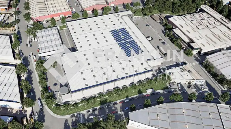 Außenansicht von Fabrikhallen zur Miete in Caldes de Montbui