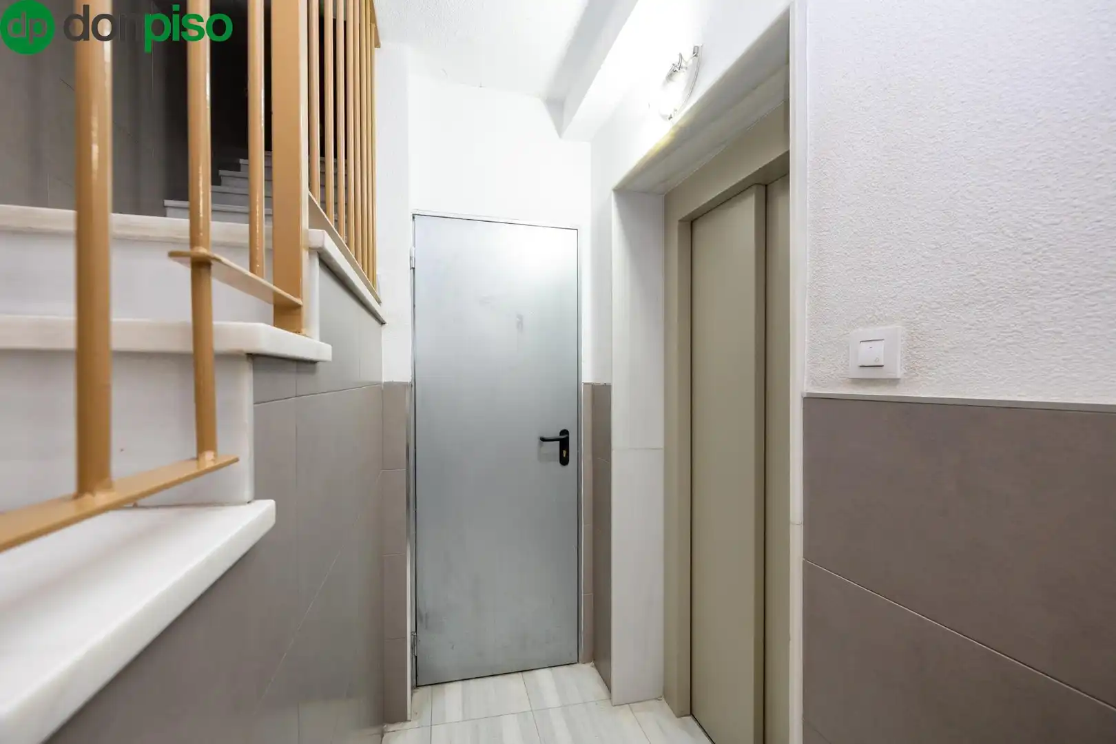 Flat for sale in Granada  with Terrace and Balcony