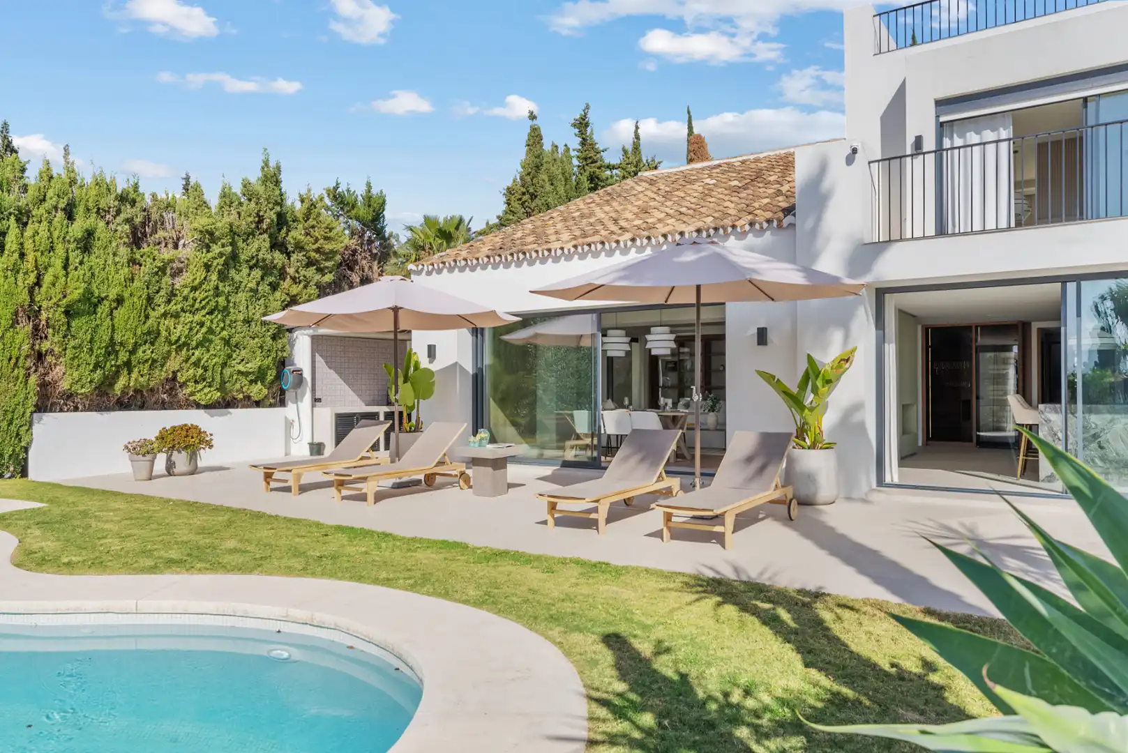 Villa mit Pool zum Verkauf in Nueva Andalucía, imagen 6