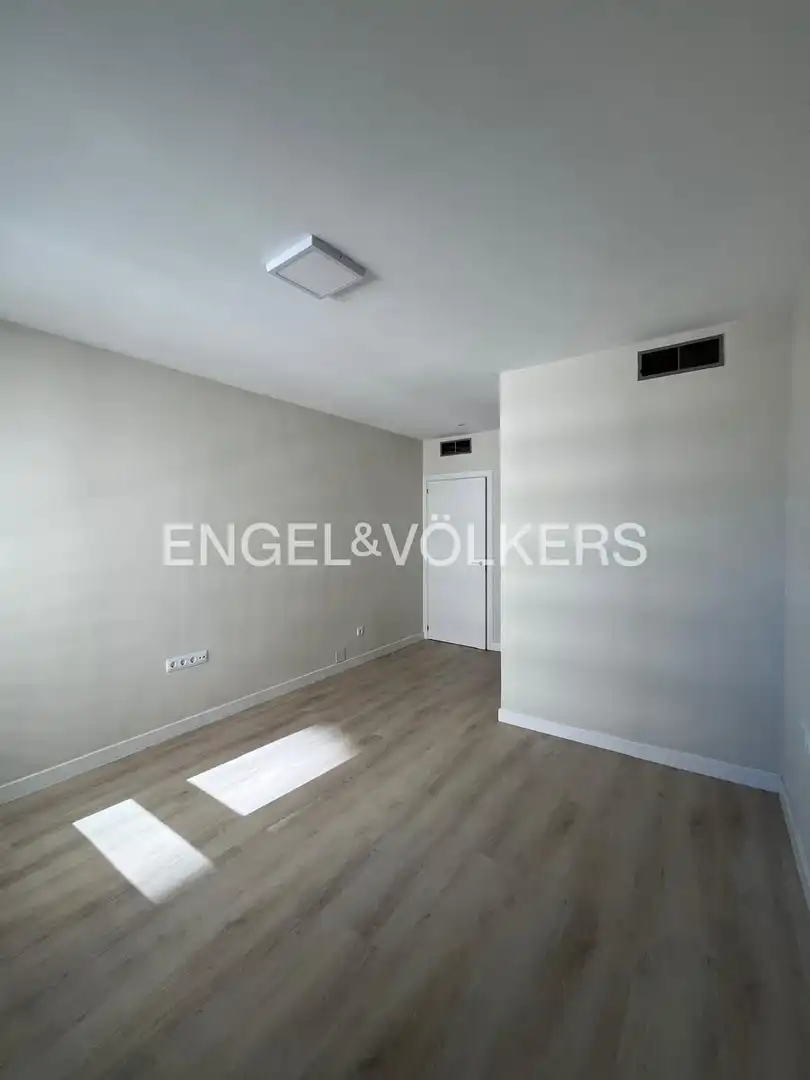Flat for rent in Madrid  with Air Conditioner, Heating and Terrace