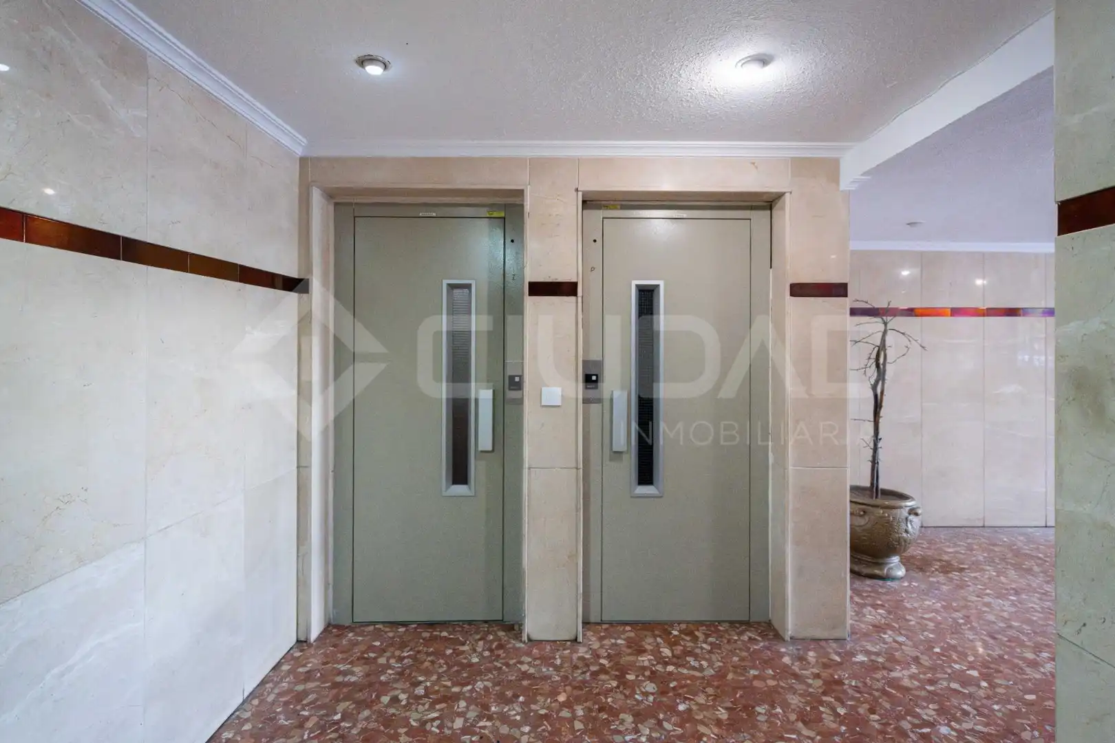 Flat with terrace for sale in Cerro - Amate, imagen 4