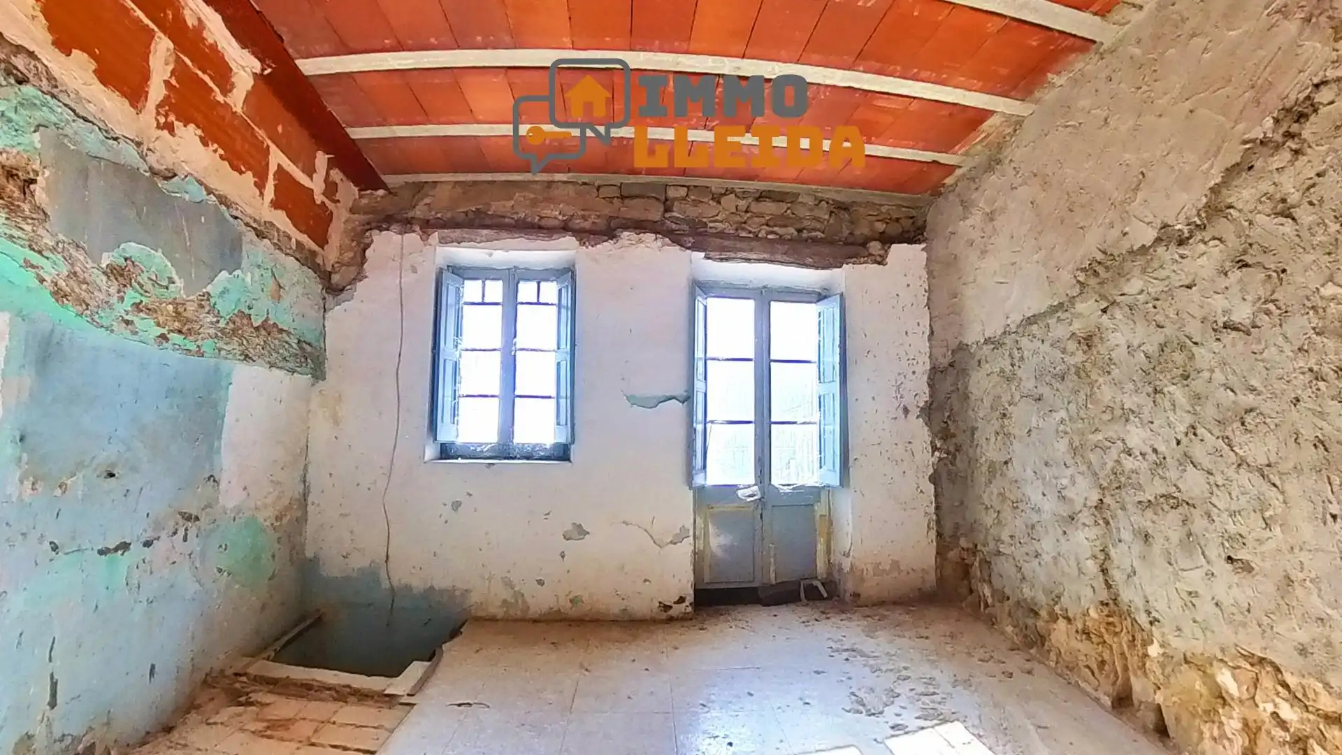 Sala de estar de Casa adosada en venta en Vilanova de Meià con Terraza, Trastero y Balcón