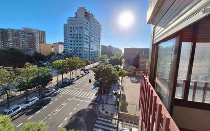 Vista exterior de Pis en venda en  Zaragoza Capital amb Aire condicionat, Calefacció i Terrassa