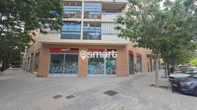 Local comercial en Venta en arquitecto tolsa en Sant Llorenç - Zona Alfahuir
