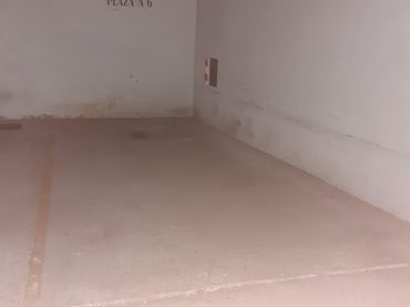 Einzelparkplatz zum Verkauf in Casco Antiguo