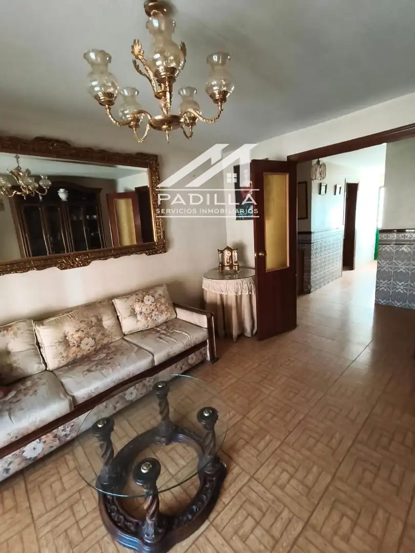 Sala de estar de Casa o chalet en venta en Santa Cruz del Retamar con Calefacción, Trastero y Piscina