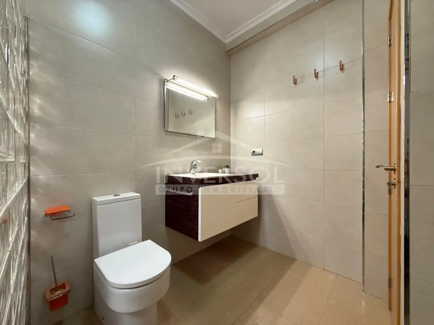 Baño de Piso en venta en El Ejido con Aire acondicionado, Calefacción y Amueblado