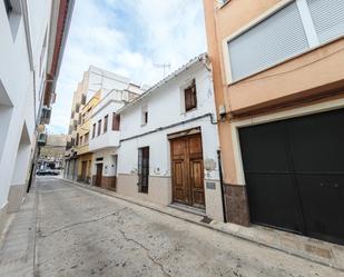 Vista exterior de Casa adosada en venda en Pego amb Terrassa i Traster