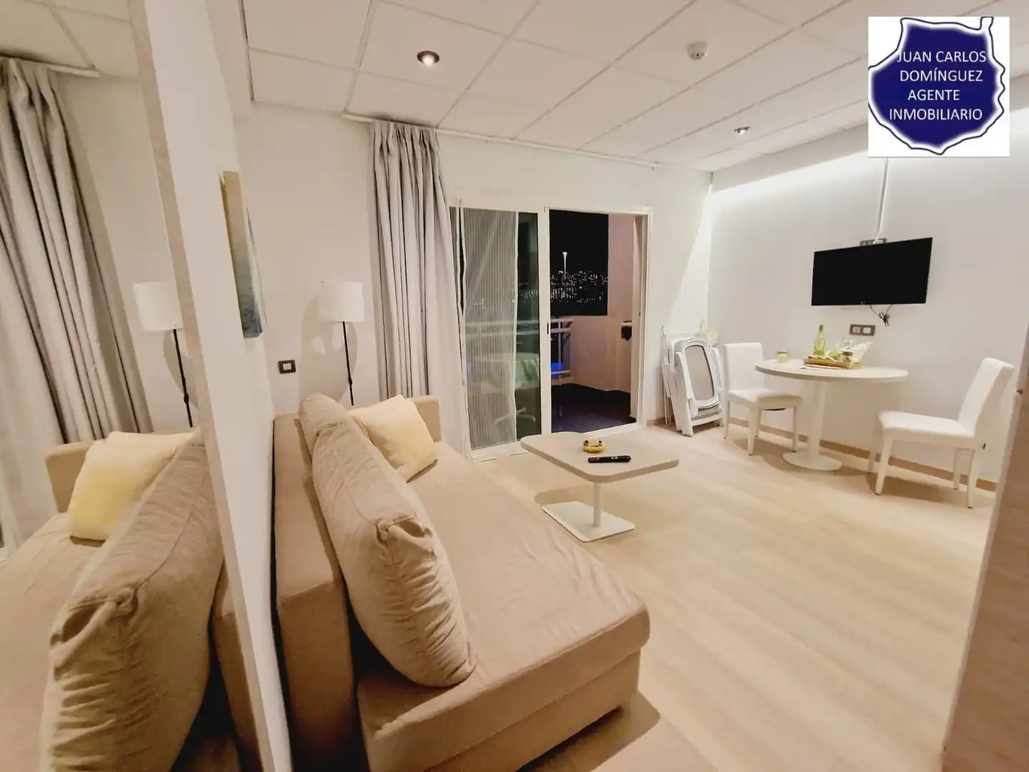 Sala de estar de Apartamento de alquiler en Mogán con Aire acondicionado, Terraza y Amueblado