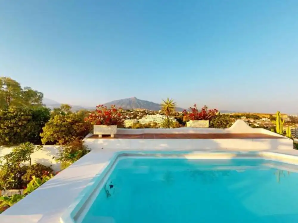 Ático con piscina en venta en San Pedro de Alcántara, imagen 18