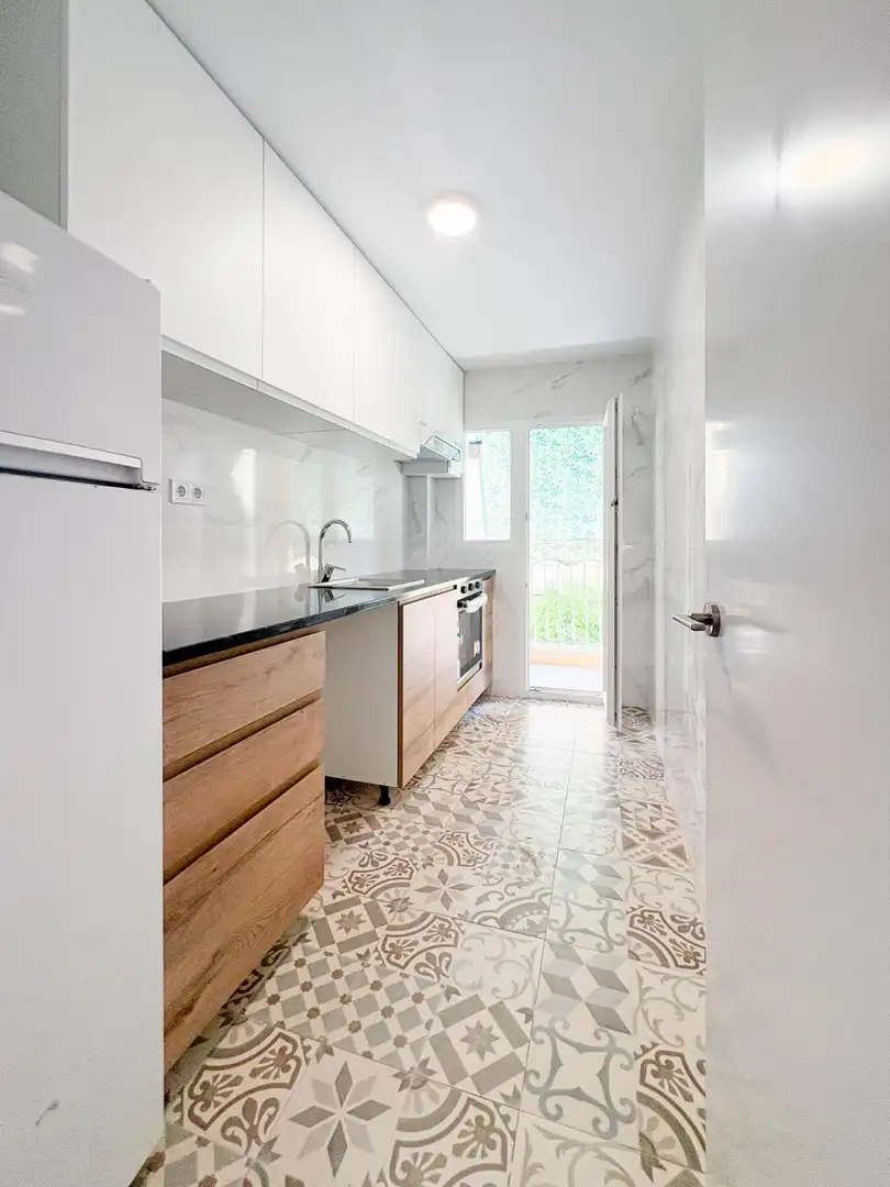Kitchen of Flat for rent in Valencia