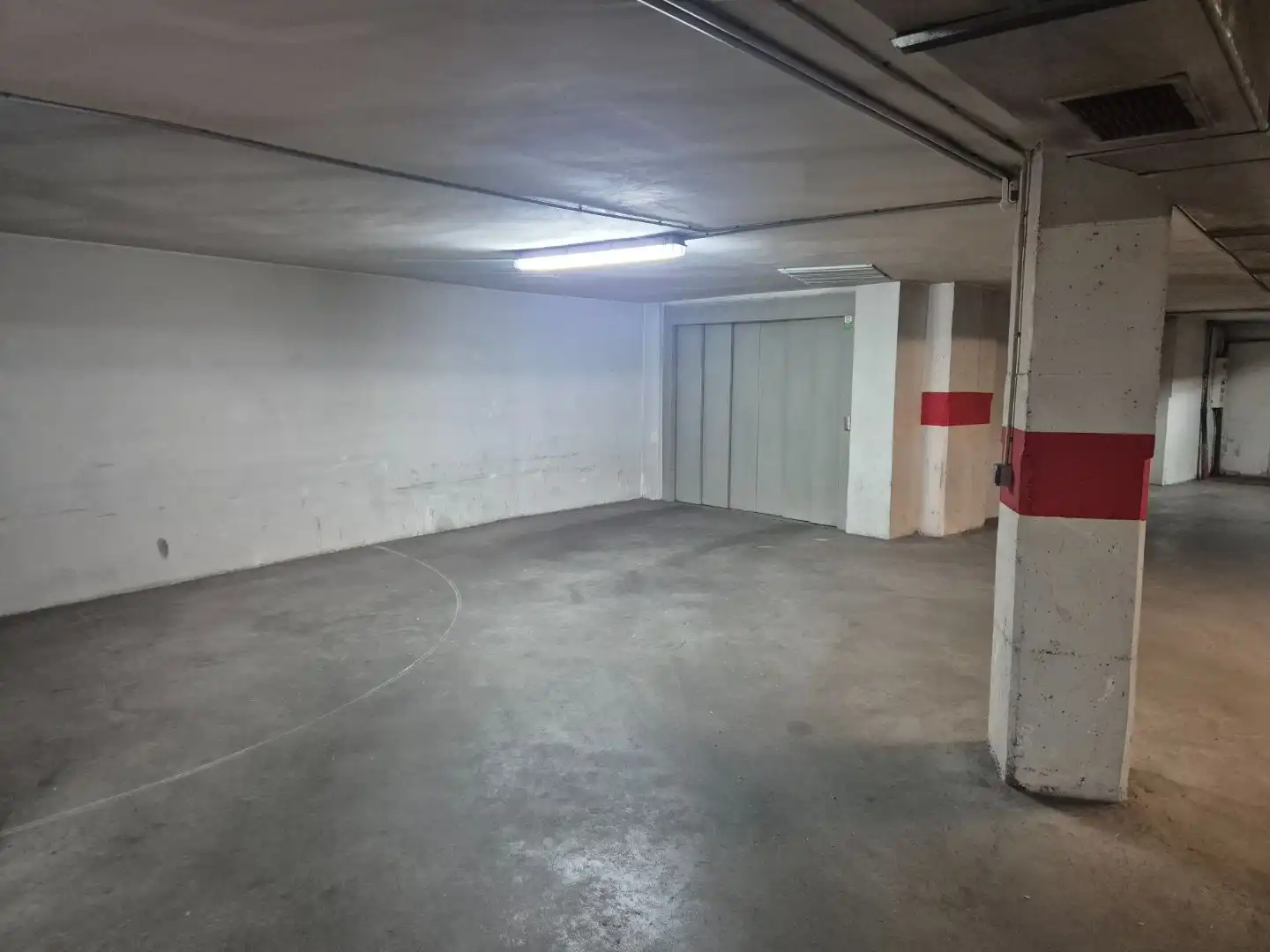 Parkplatz von Garage zur Miete in Universidad - Las Huelgas