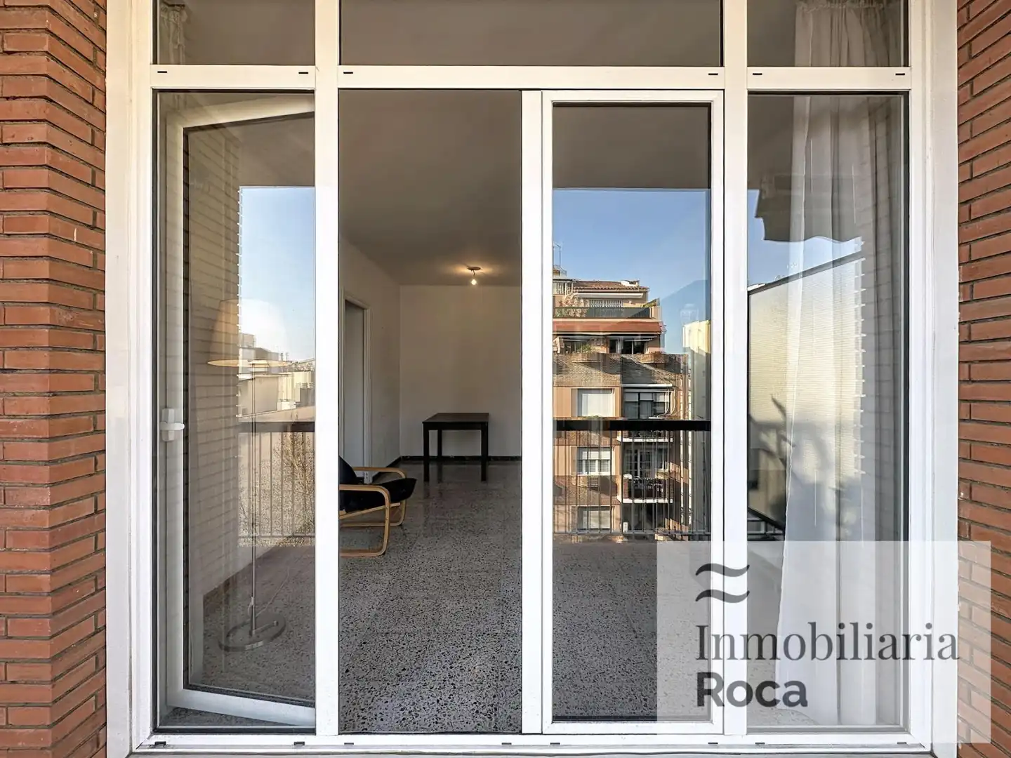 Terrassa de Apartament en venda en Barcelona amb Balcó