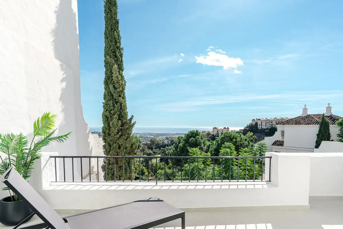 Dúplex con piscina en venta en Benahavís pueblo, imagen 11