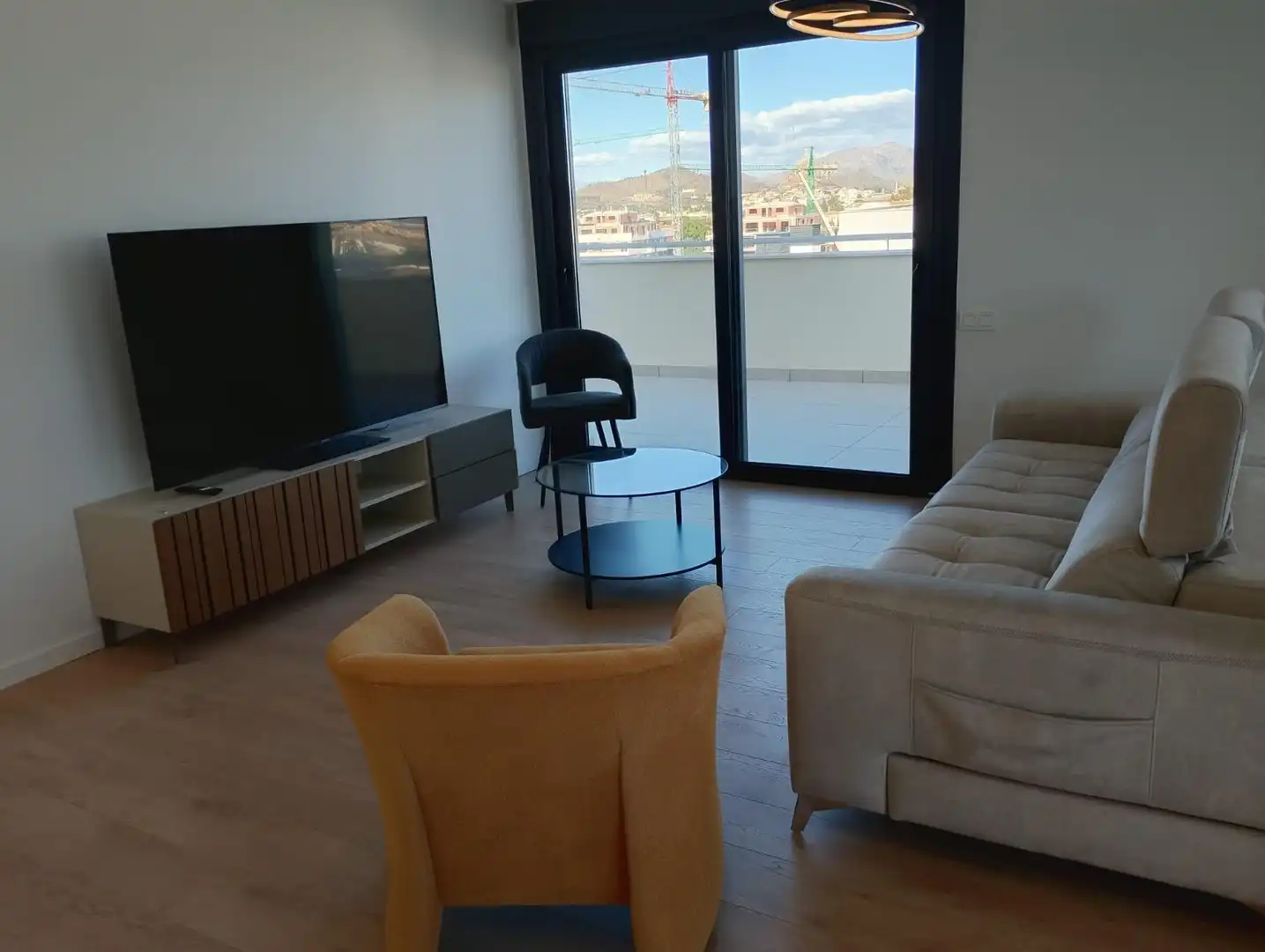 Sala d'estar de Àtic de lloguer en Murcia amb Terrassa