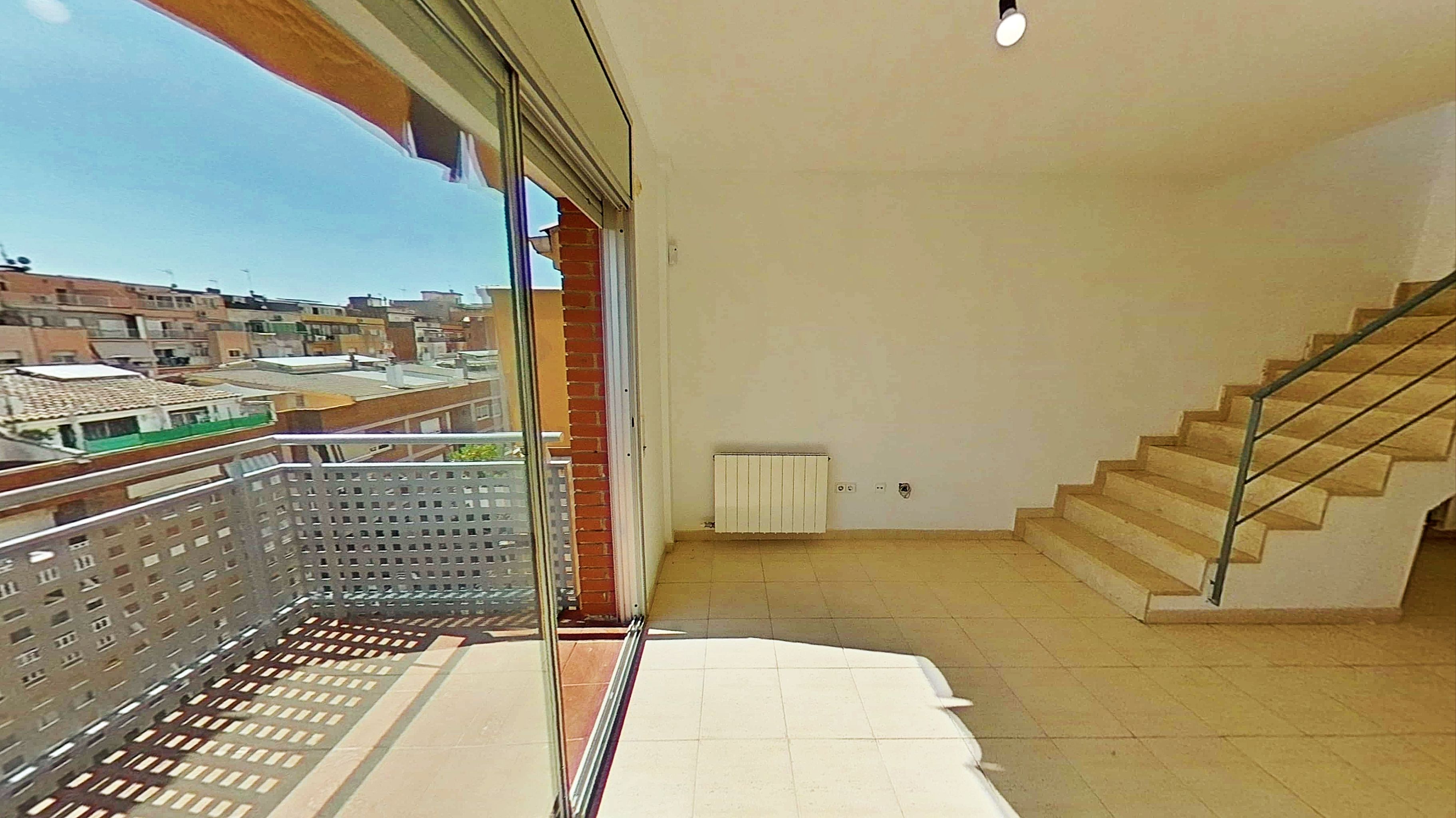 Terrassa de Dúplex en venda en Castelldefels amb Calefacció, Terrassa i Piscina