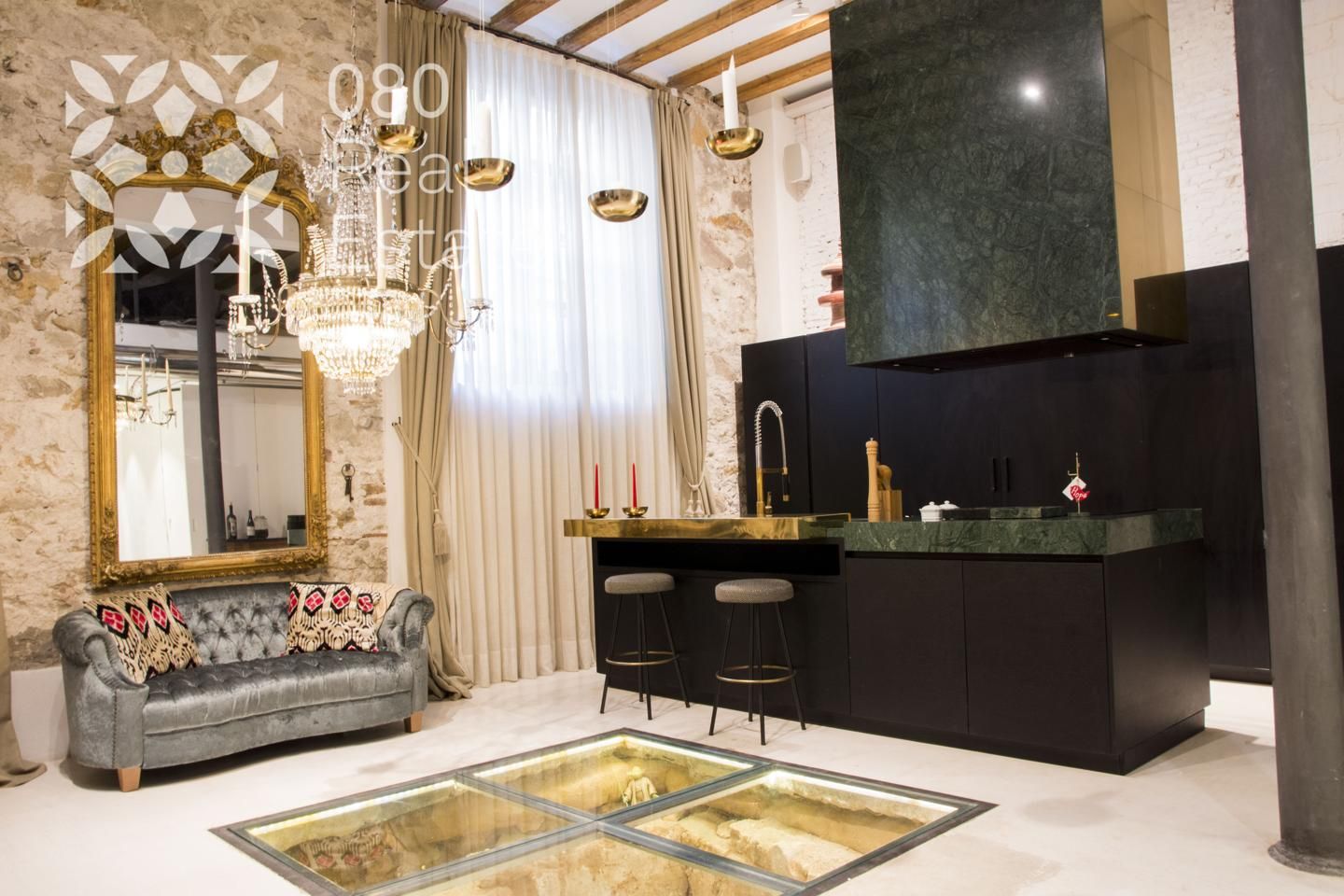 Sala d'estar de Planta baixa en venda en  Barcelona Capital amb Aire condicionat i Terrassa