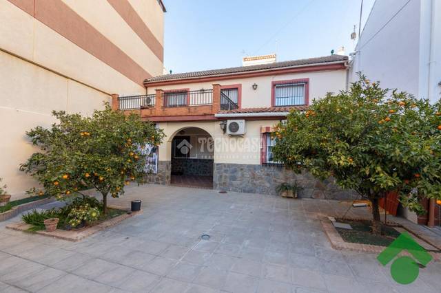 Casa adosada en Venta en Ogíjares